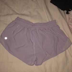 Lululemon Hotty Hot shorts II 2.5